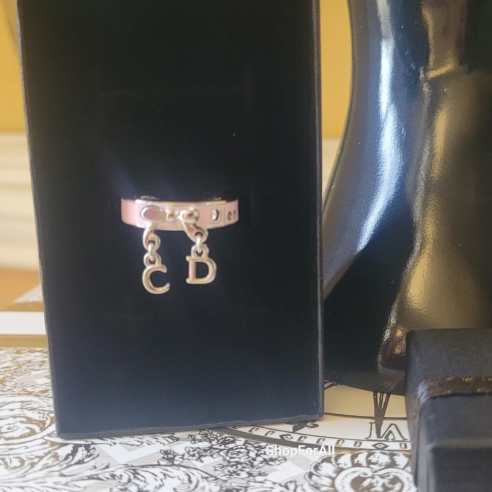 Dior - Picture 6 of 11